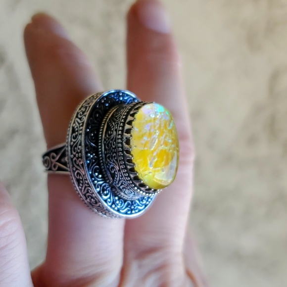 New Triplet Opal Antique Design 925 Silver Statement Ring. - Picture 9 of 14